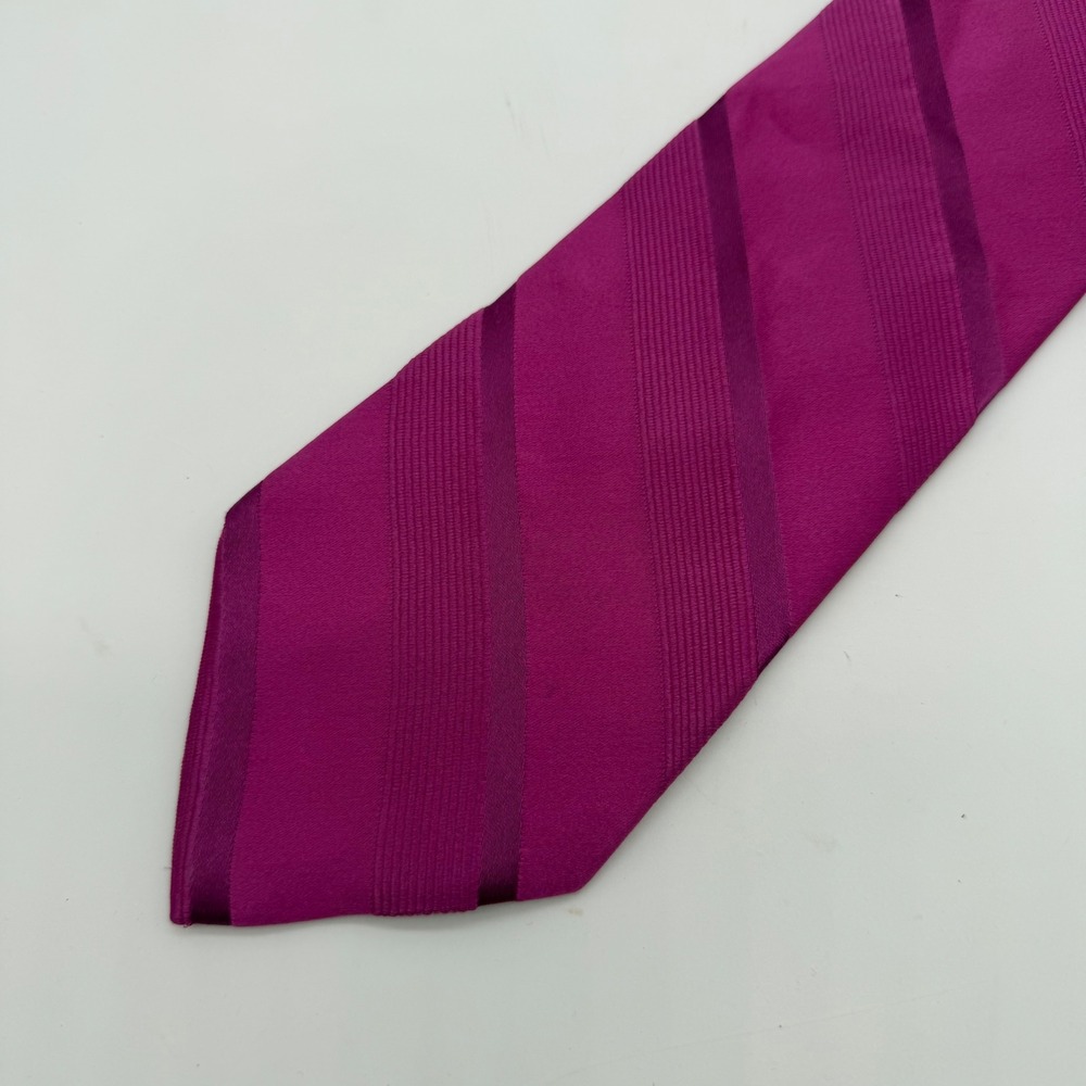 City of London Mens Silk Necktie Magenta Pink Striped Polka Dot Lining USA